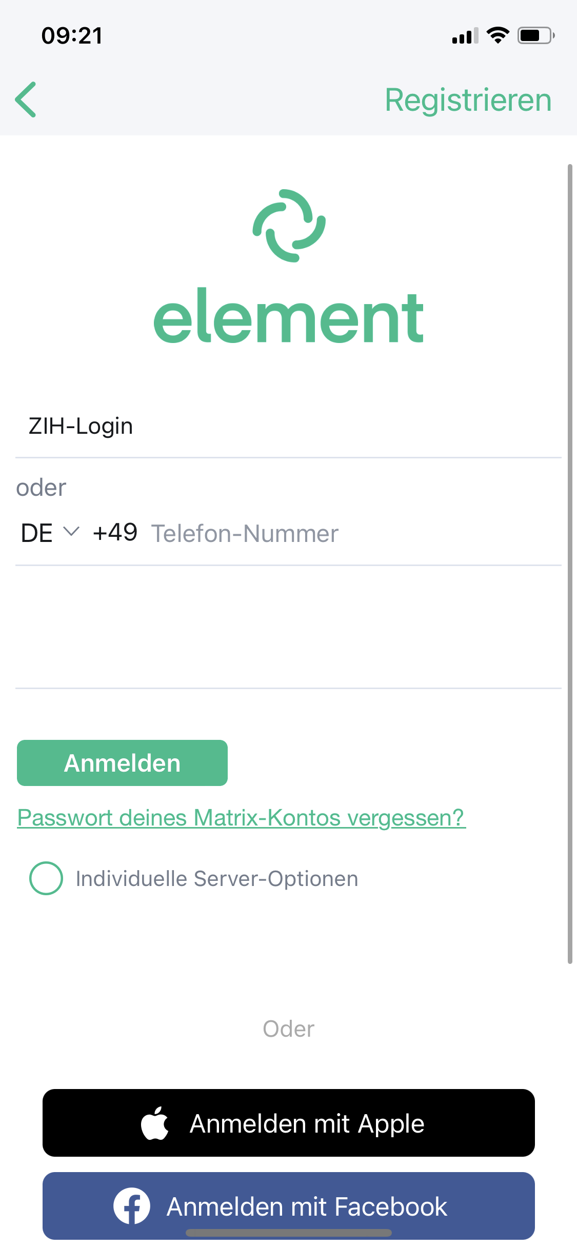 Configuration screen of the Element app. The fields “Email or username”, “Phone number” and “Password” are displayed. Additionally, the checkbox “Individual server options” is on the page and the two buttons for logging in via Apple or facebook.
